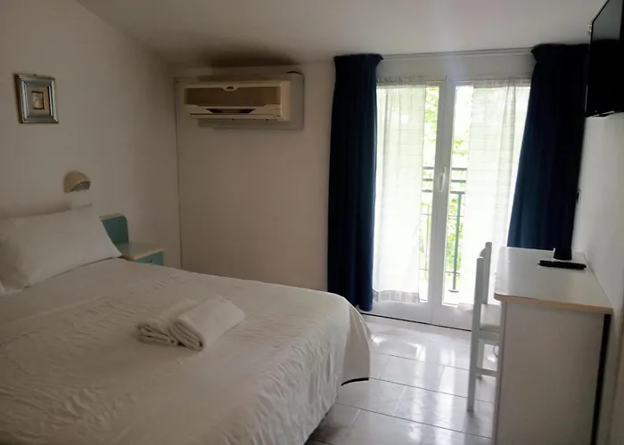 Kristalex Pet Family Hotel