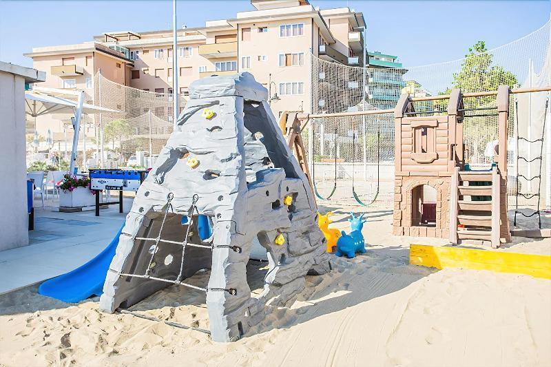 Kristalex Pet Family Hotel