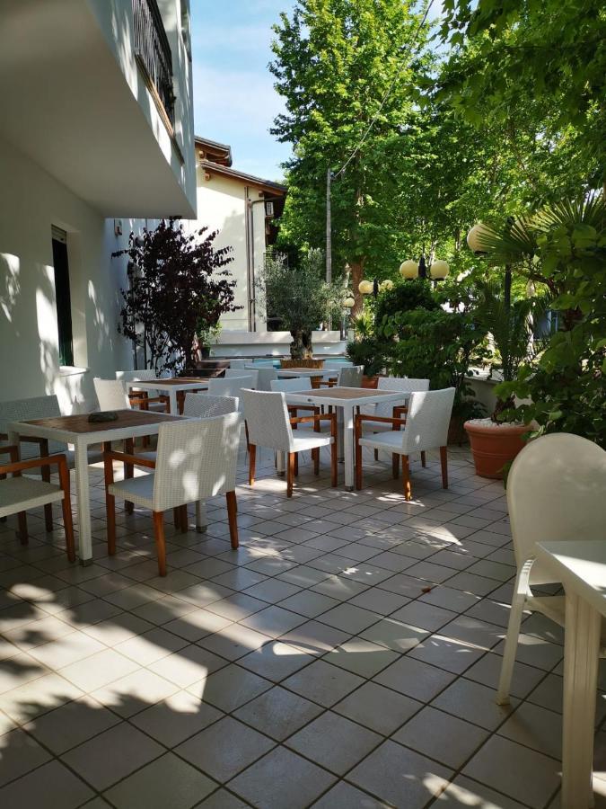 Kristalex Pet Family Hotel 3*